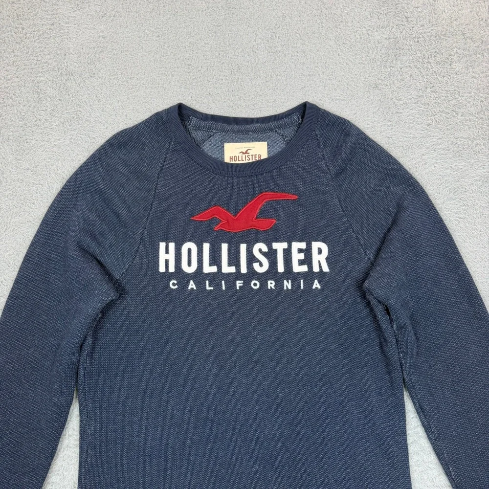 Vintage Y2K Hollister California Mens S Navy Blue Knit Logo Crewneck Sweatshirt